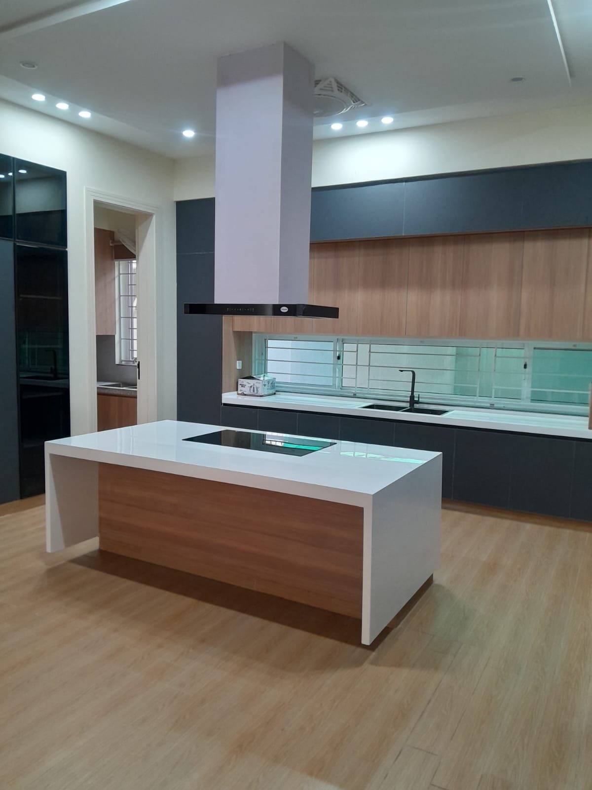 Hoorain completed project